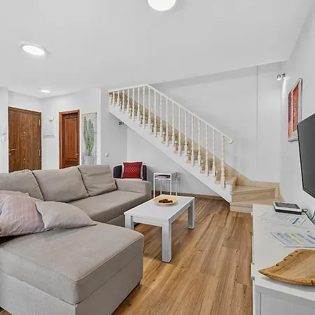 Altemar Sea View Apartment *